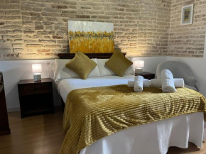 Clarisas Suites, Carmona